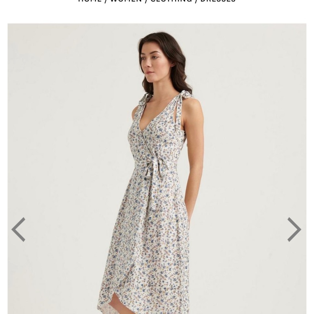 Lucky Brand ✨NWTs✨Tie Shoulder Wrap Dress - Picture 2 of 15